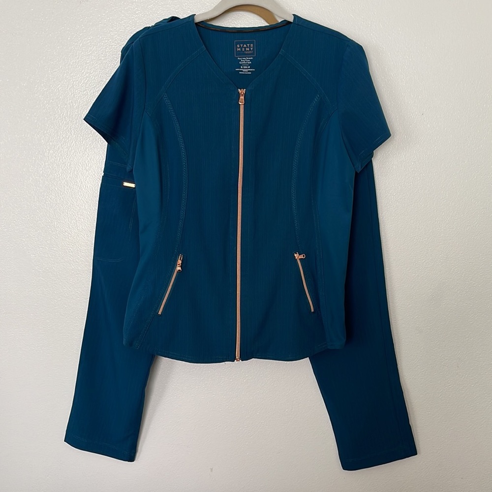 Cherokee Statement Scrub Top and Bottom (Small, Petite; Color: Caribbean Blue)